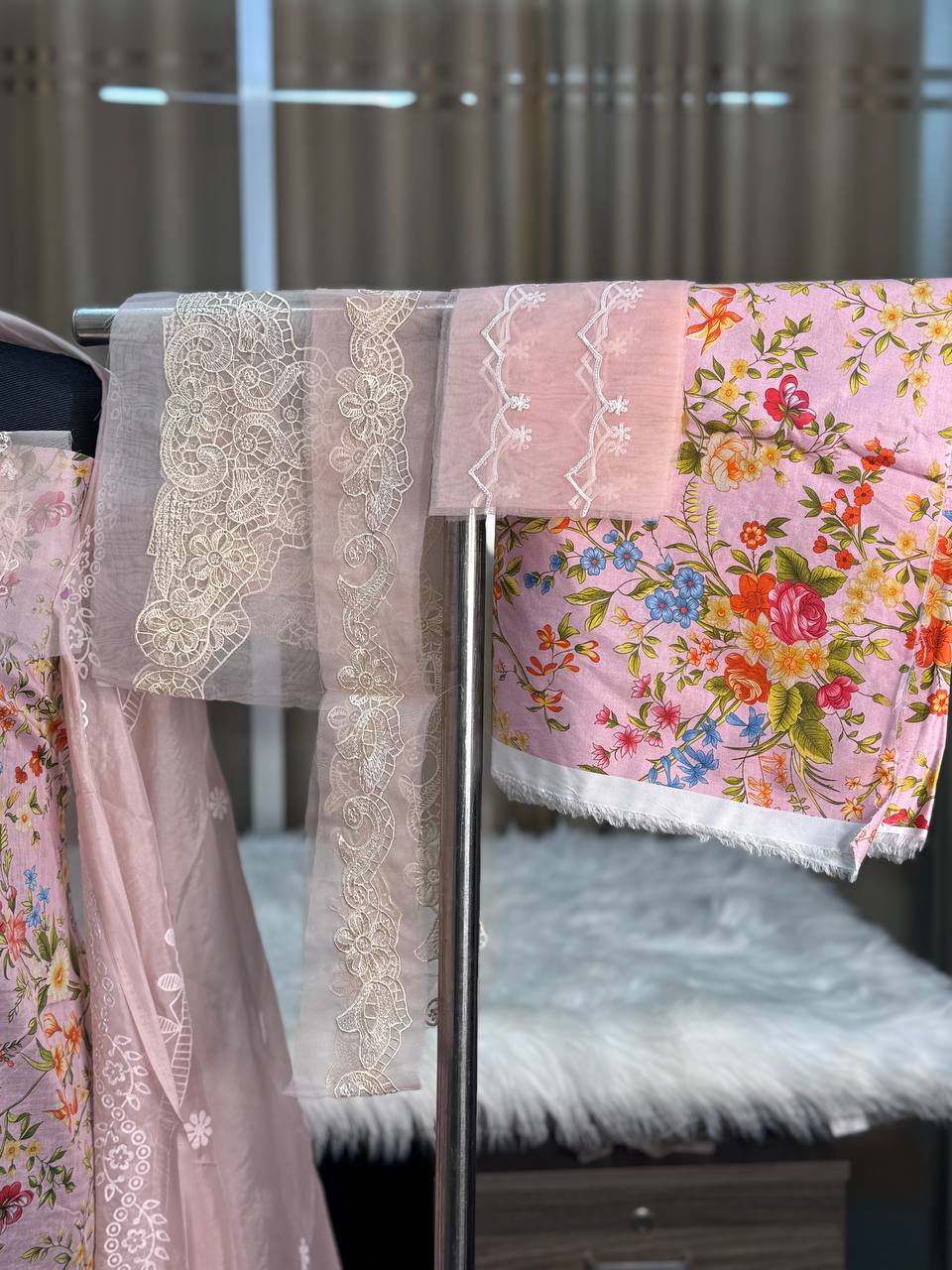 Pakistani Rangeeli unstitch Dress (LALI)