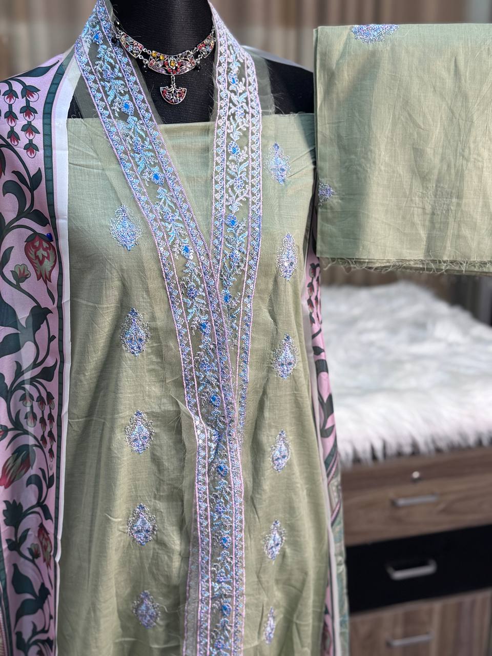 Pakistani Rangeeli unstitch Dress (PINO)