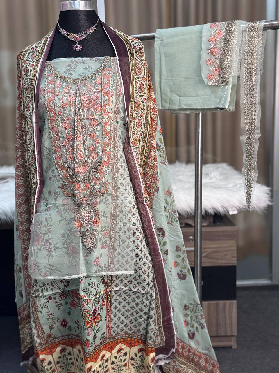 Pakistani Rangeeli unstitch Dress (CHAMBELI)