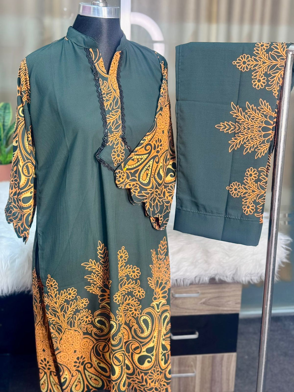 Neck Embroidery Co-ord Set (Sea Green)