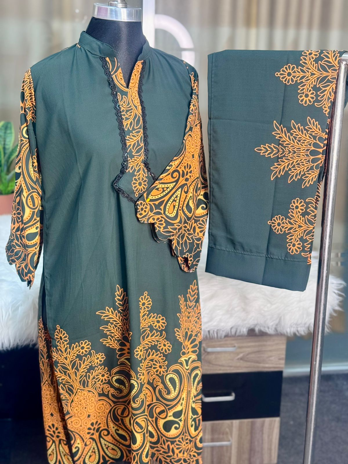 Neck Embroidery Co-ord Set (Sea Green)
