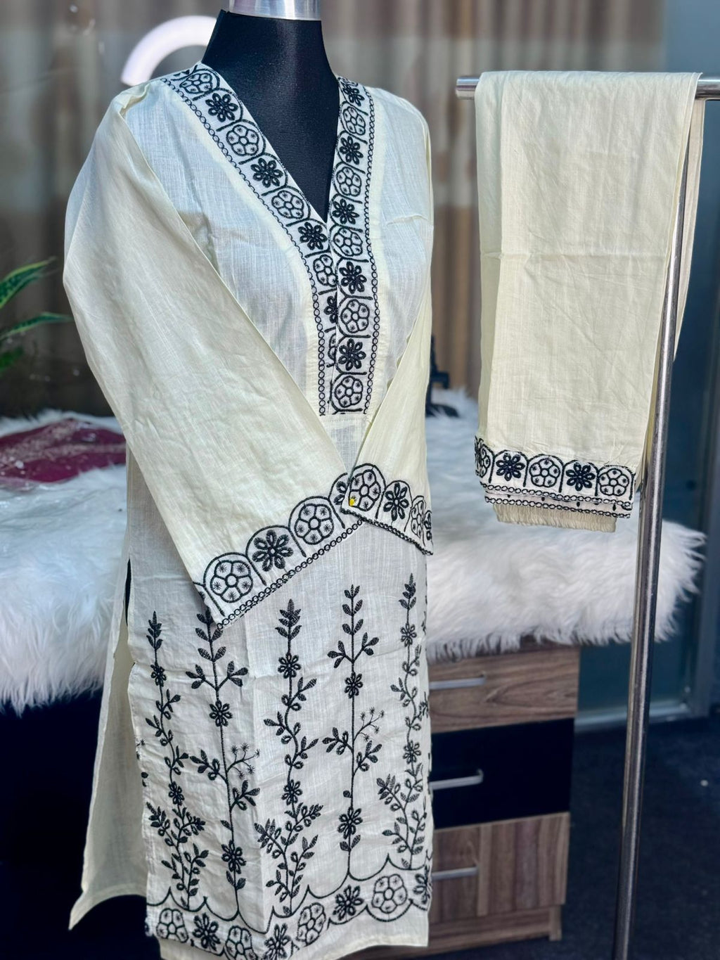 Cotton Embroidery Co-Ord Set (B&W)