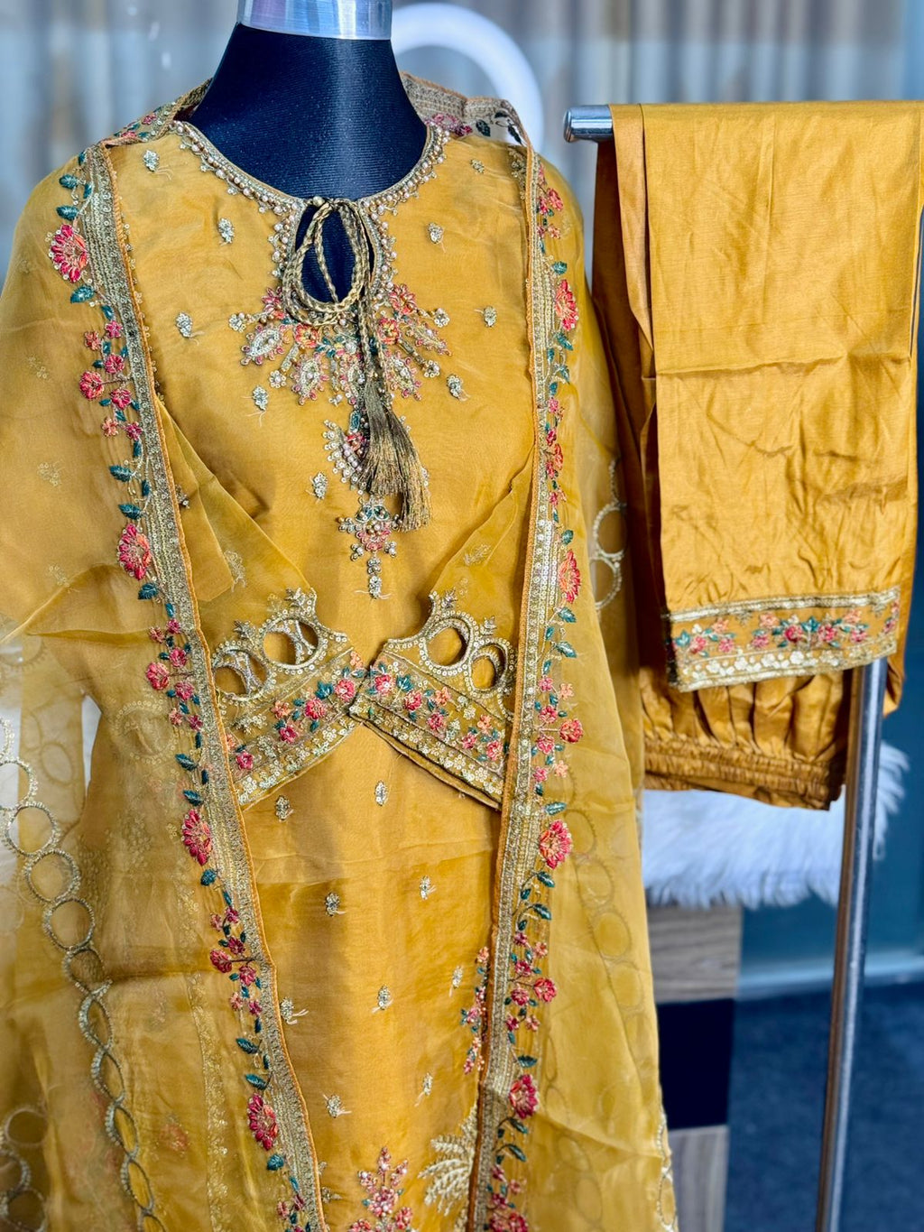 Pakistani Inspired Sadabahar 3 Piece (Mustard)
