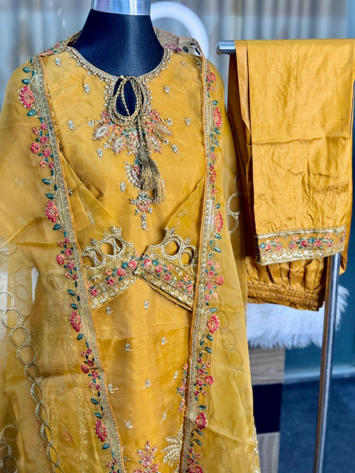 Pakistani Inspired Sadabahar 3 Piece (Mustard)