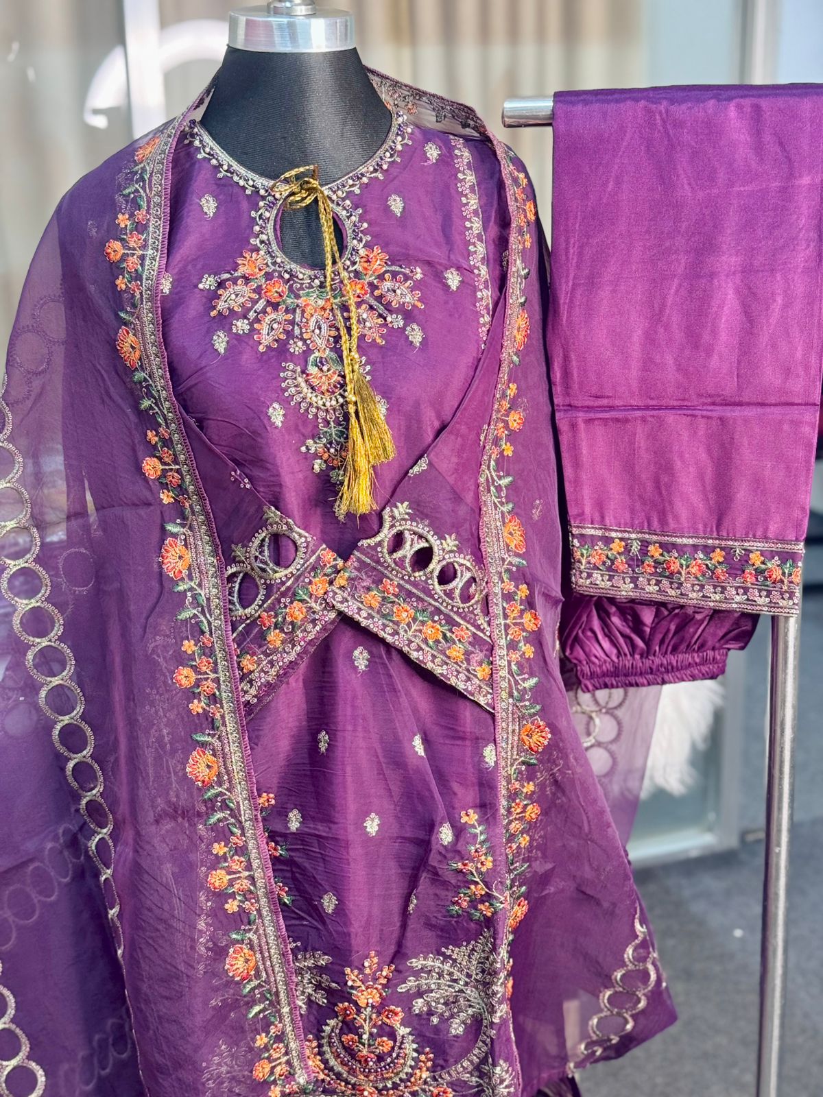 Pakistani Inspired Sadabahar 3 Piece (Purple)