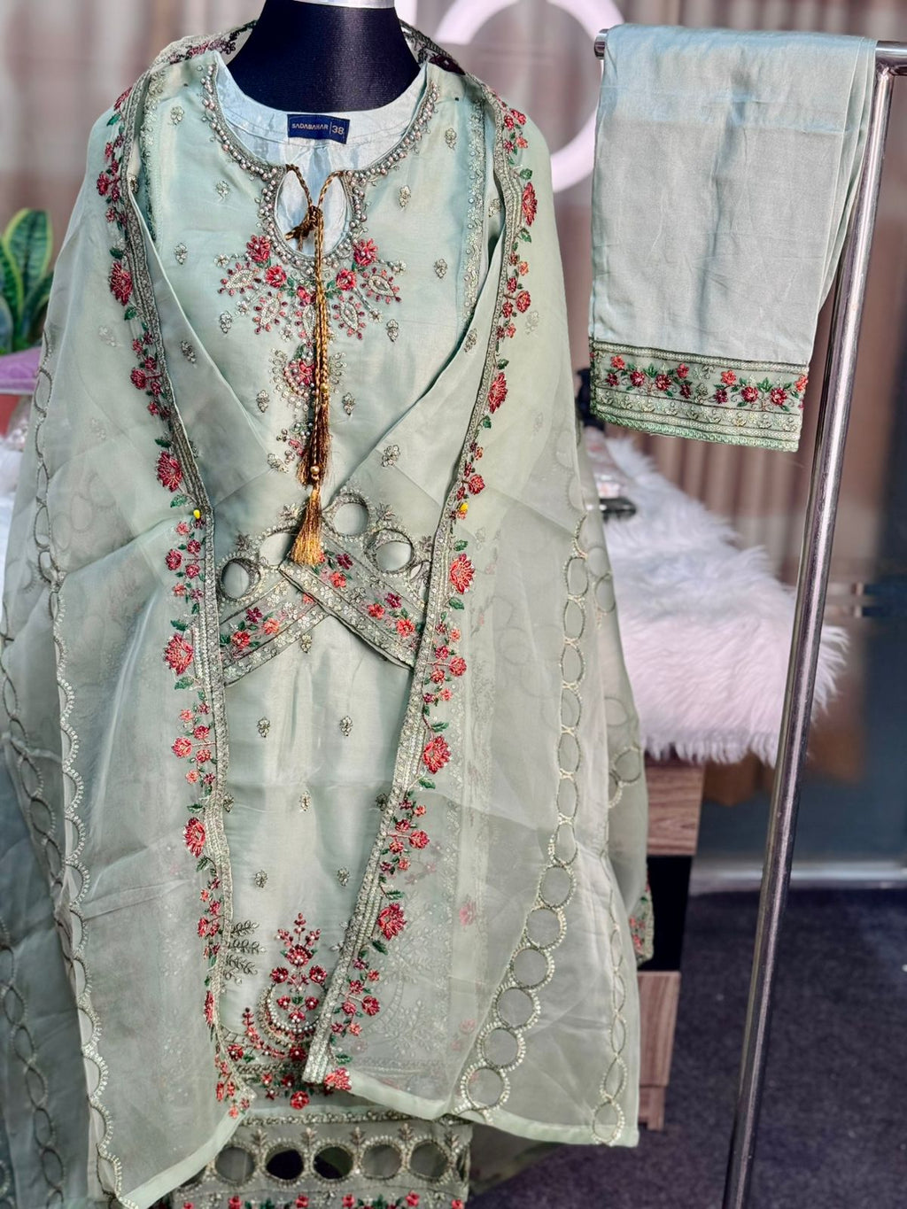 Pakistani Inspired Sadabahar 3 Piece (Light Green)